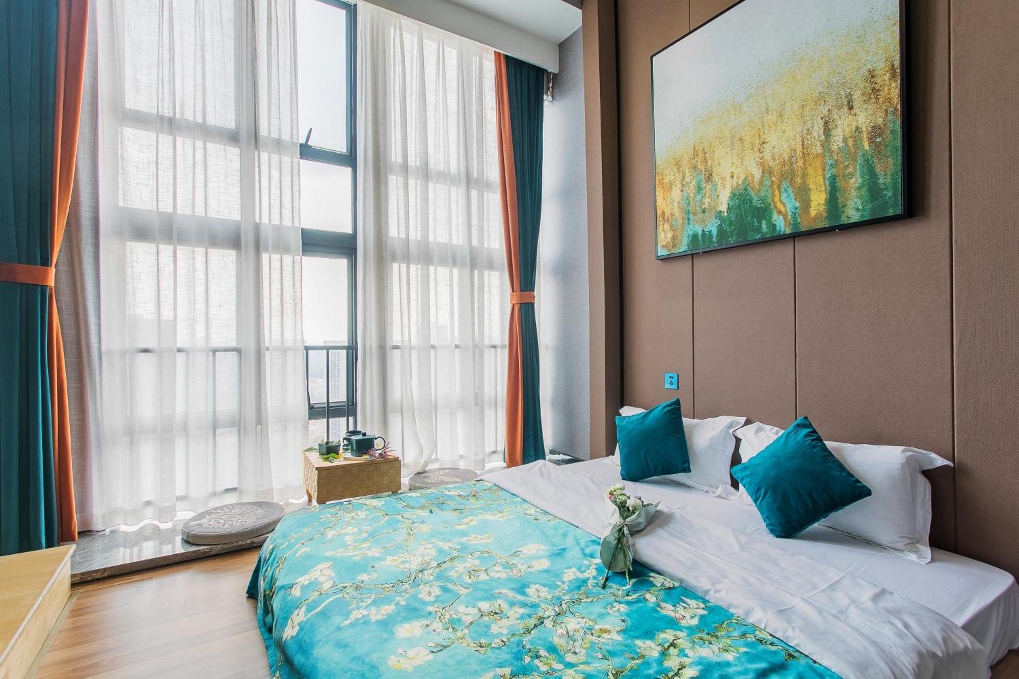 Lavendar Duplex Apartment Guangzhou Bagian luar foto